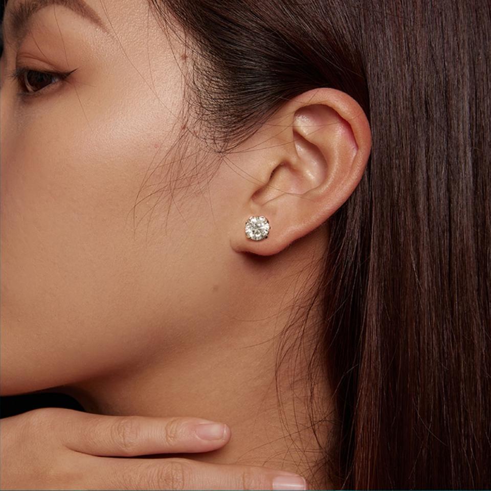 Stunning Moissanite Stud Earrings crafted on Sterling Silver | www.atgjewellery.com Stunning Moissanite Stud Earrings crafted on Sterling Silver | www.atgjewellery.com